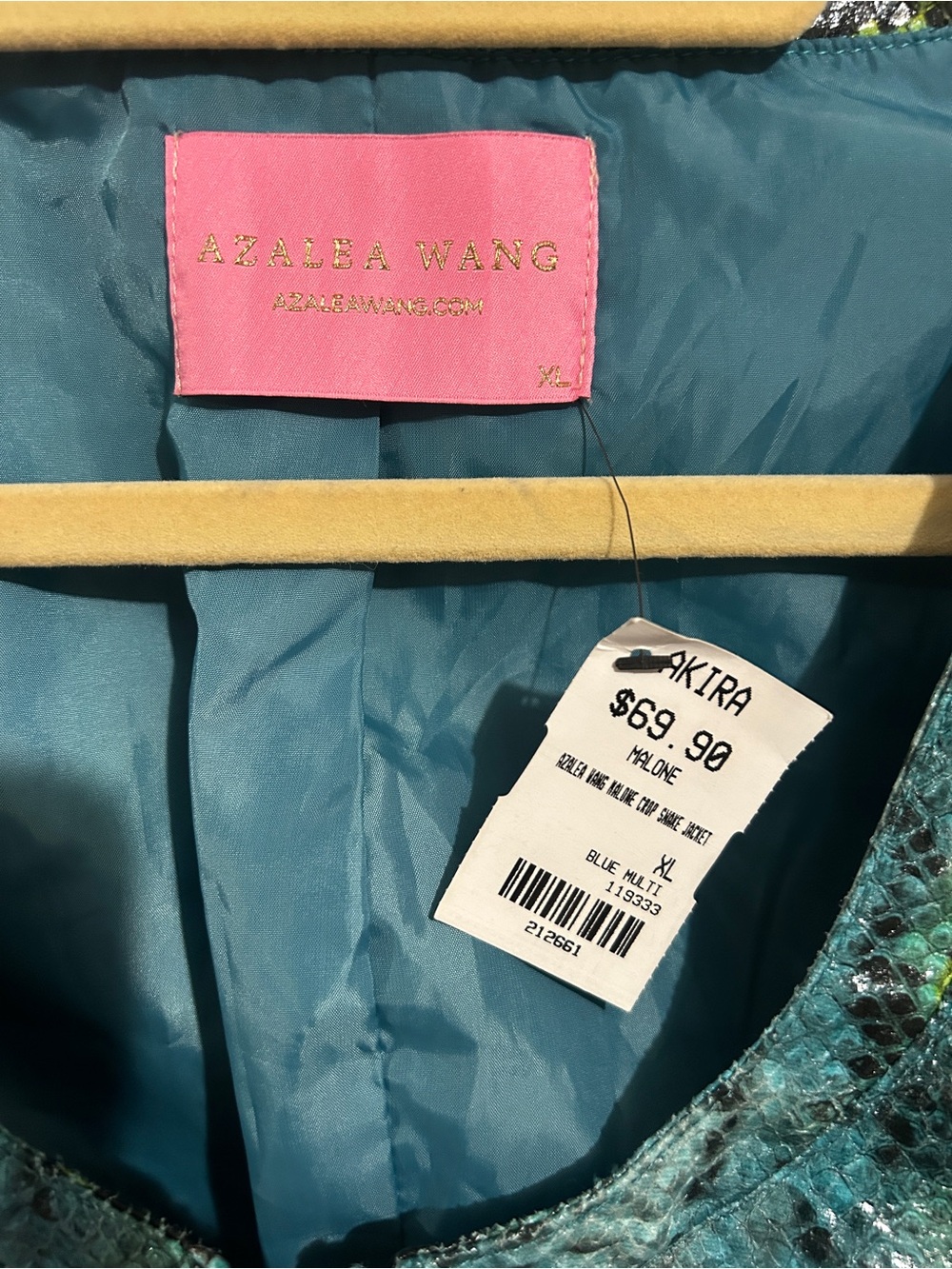 Azalea Wang teal and multicolored snakeskin print faux leather crop jacket. - Picture 5 of 11